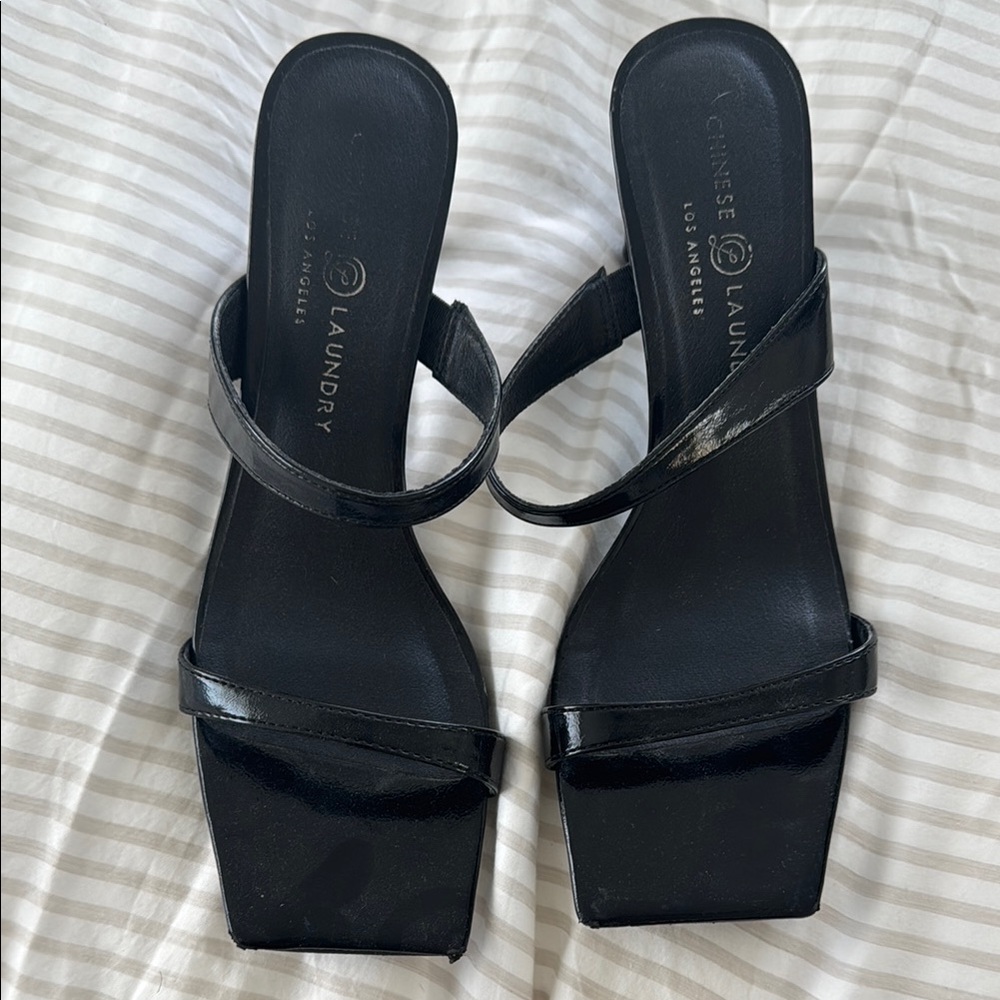 Chinese Laundry Black Women's double strap heels